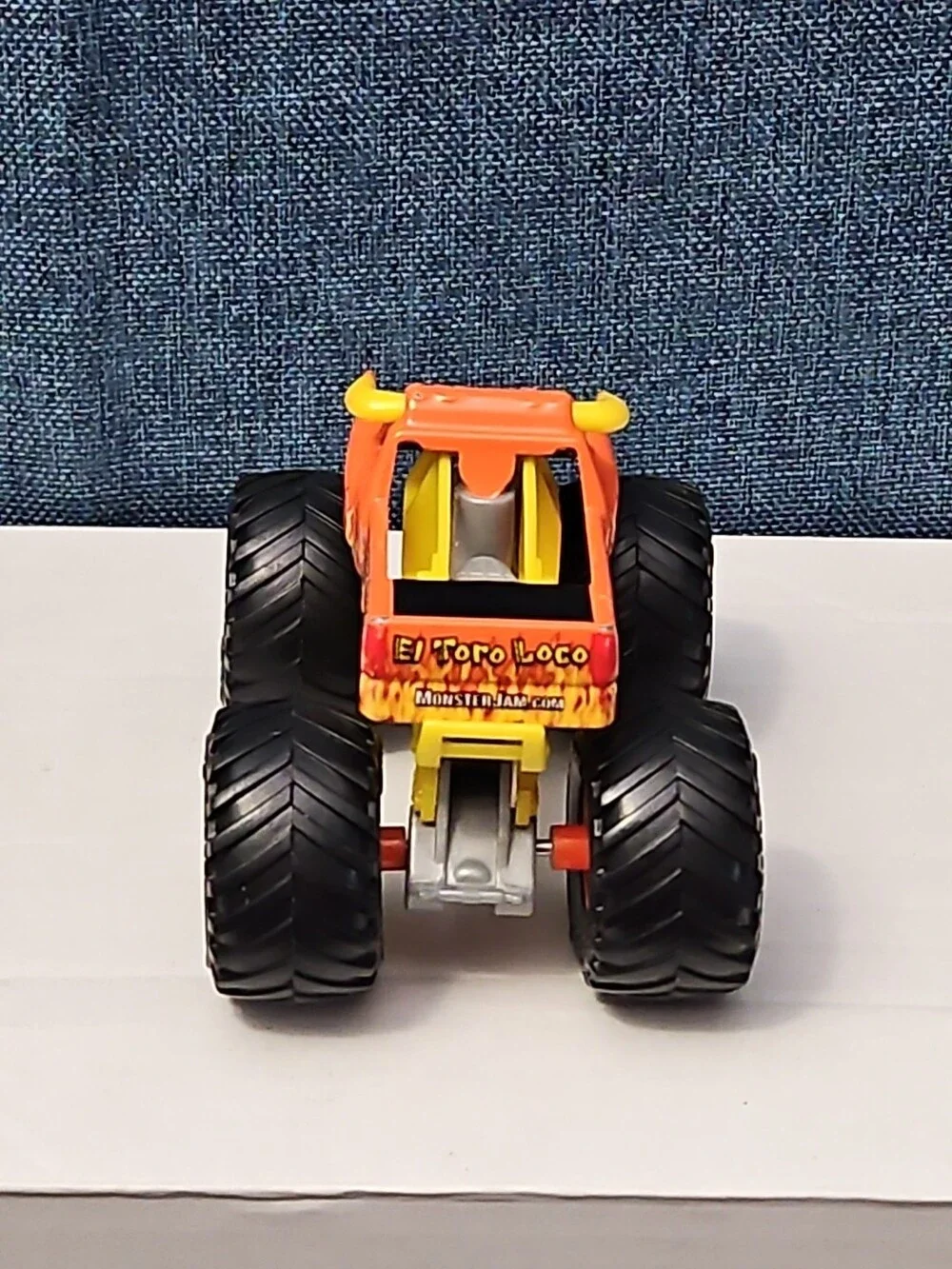Hot Wheels El Toro Loco Monster Truck | Orange Crazy Bull | 1:64 Scale